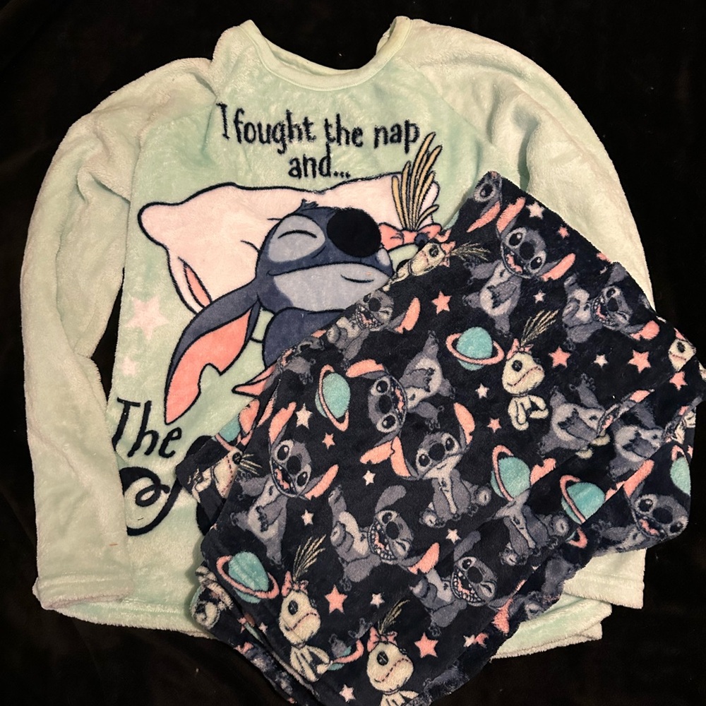 Disney Lilo and Stitch Pajama Set